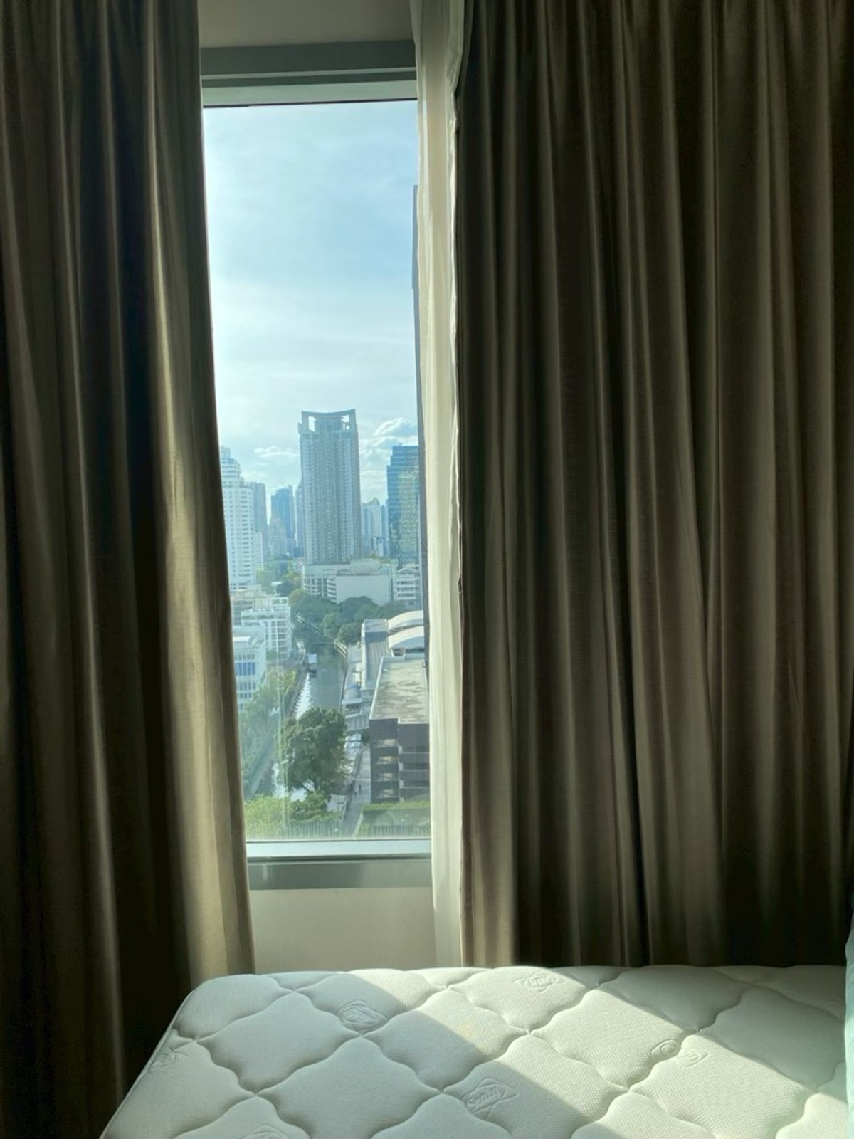 ขายคอนโดพระราม 9 เพชรบุรีตัดใหม่ RCA : ⚡️HotDeal⚡️Q Asoke 38sqm 5,990,000 baht