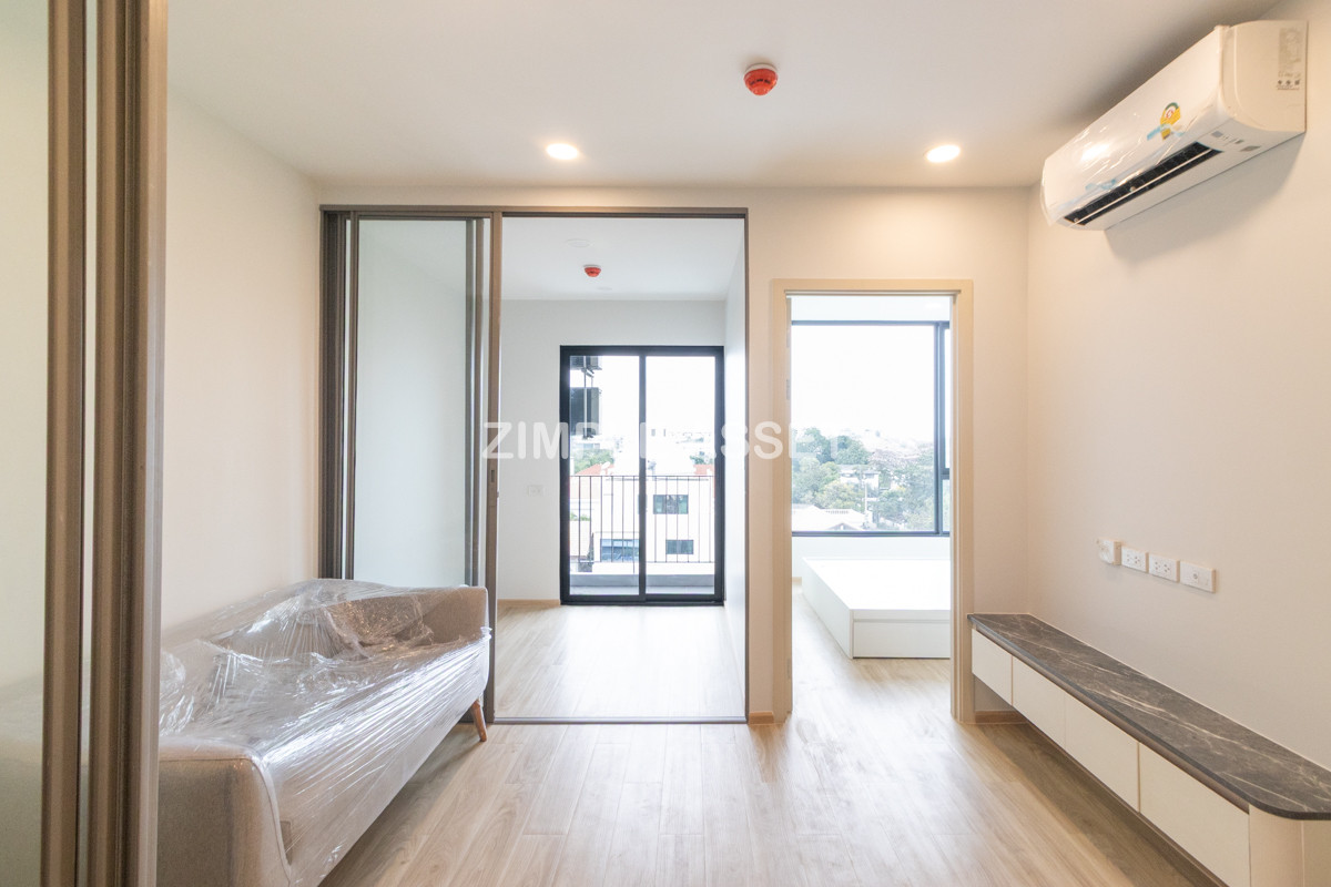 For SaleCondoOnnut, Udomsuk : Line ID: @zimple_asset 🌟 Brand-new unit for sale at ESQUE Sukhumvit 101/1 with furniture, starting from 24–25 sqm. Special price starting from 2.5x MB. Add Line now to receive exclusive discounts and special gifts! 🎉