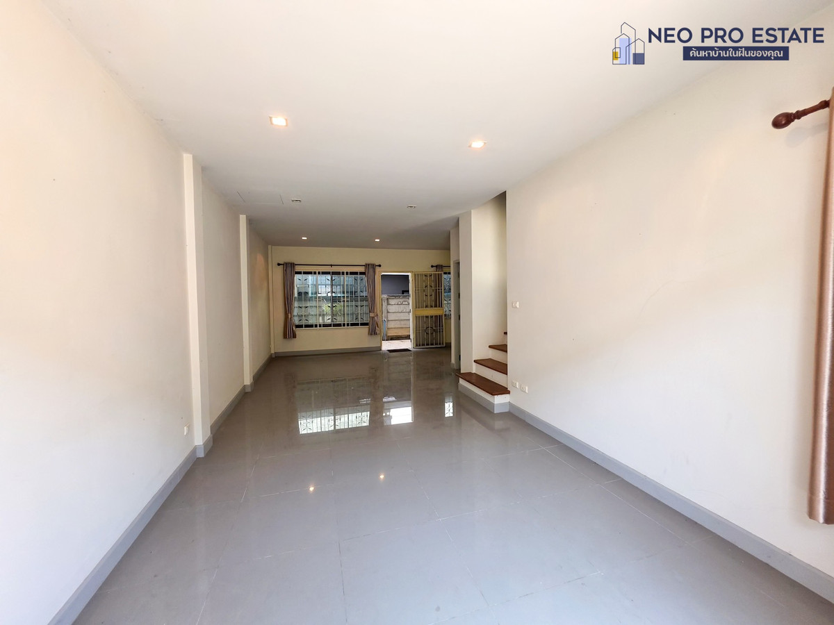 ขายทาวน์โฮมขอนแก่น : ทาวน์เฮาส์  หน้ากว้าง 5.8 ม. 3นอน 3น้ำ ห่างถ.มิตรภาพ 400 ม. ใกล้มข. - รพ.ศรีนครินทร์ 