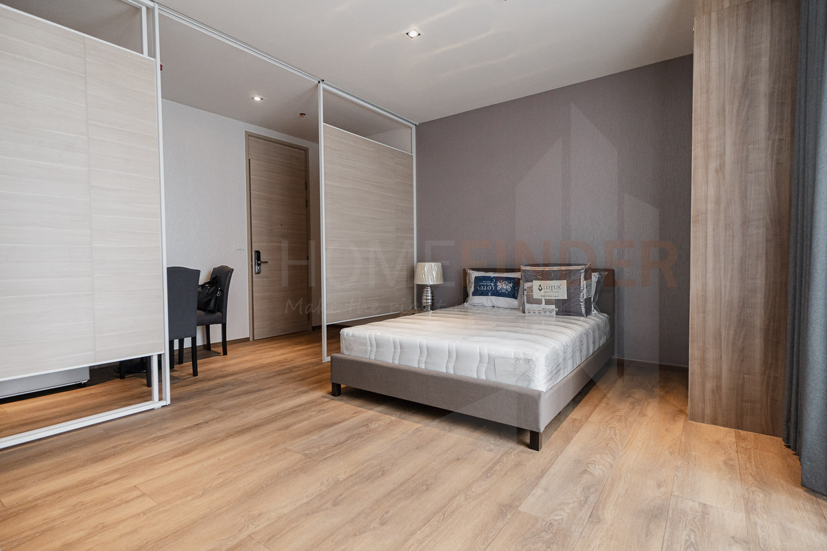 ขายคอนโดสุขุมวิท อโศก ทองหล่อ : Luxury Sukhumvit 24 Rare Unit พร้อมพงษ์