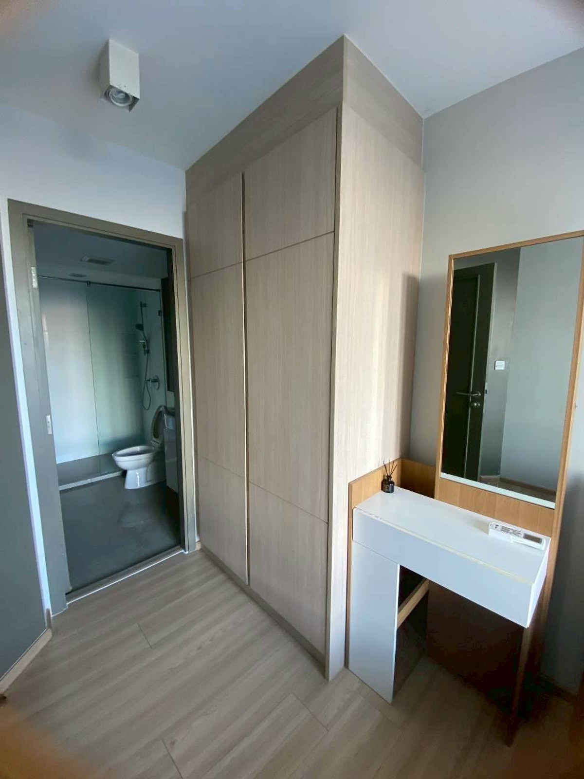 ให้เช่าคอนโดราชเทวี พญาไท : Maestro 12 Ratchathewi 1bed 32 Sqm Fullyfurnish , Pet Friendly 18,000-