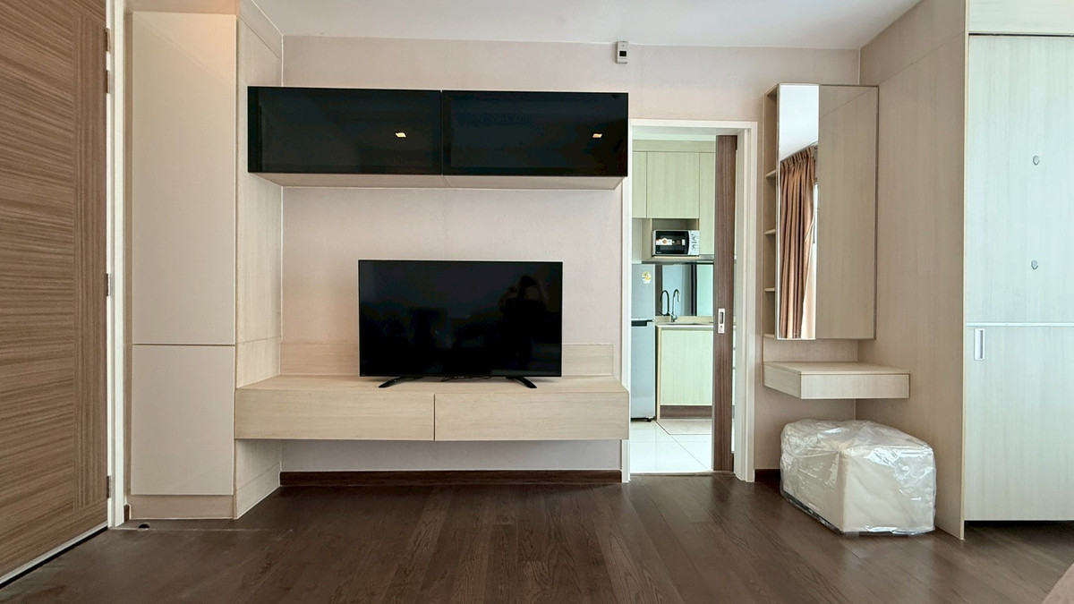 ขายคอนโดพระราม 9 เพชรบุรีตัดใหม่ RCA : ขายขาดทุน! คอนโด 1 ห้องนอน ห้องสวย พร้อมเฟอร์ ติดรถไฟฟ้า เข้าอยู่ได้ทันที