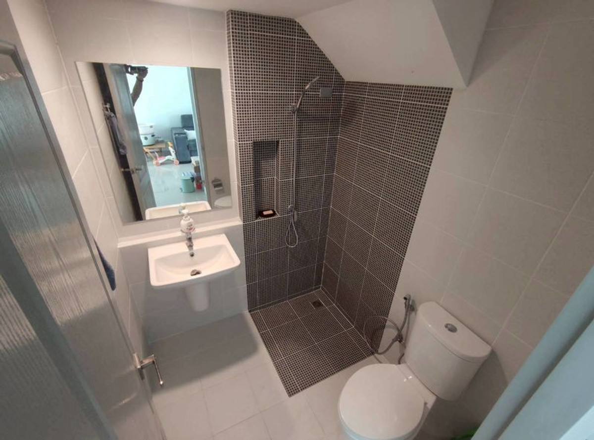 For SaleTownhomePathum Thani,Rangsit, Thammasat : ทาวน์โฮม 2 ชั้น Grand Pleno พหลโยธิน-วิภาวดี เนื้อที่ 20.1 ตารางวา 3 ห้องนอน ตำบลคลองหนึ่ง Khlong Luang District Pathum Thani Province