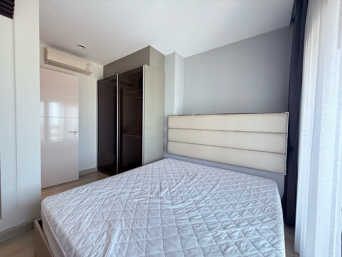 For SaleCondoSapankwai,Jatujak : For sale: The signature by urbano 2 bed 1 bath, newly renovated room, high floor Tel.098-9655699