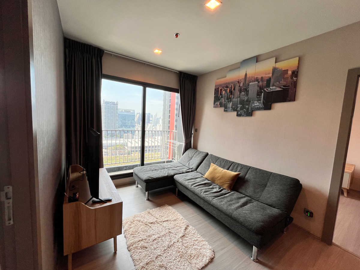 For RentCondoRama9, Petchburi, RCA : 🏡✨ Condo for rent Life Asoke – Rama 9 | Large room, 2 bedrooms, in the heart of Rama 9 ✨🏡