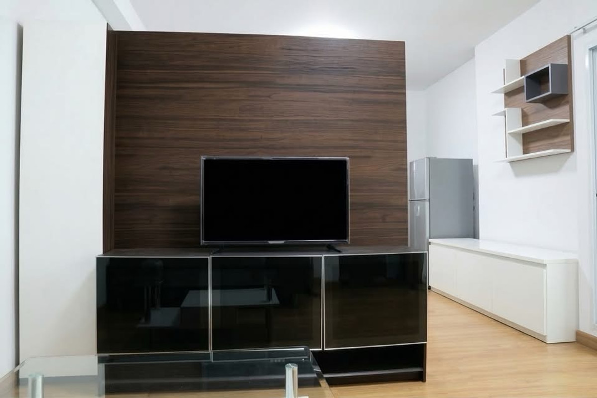 ให้เช่าคอนโดพระราม 9 เพชรบุรีตัดใหม่ RCA : 🏢 ให้เช่า Supalai Park Asoke – Ratchada
✨ ห้องสวย เฟอร์ครบ พร้อมอยู่ ใกล้ MRT พระราม 9

💰 ค่าเช่า 10,000 บาท / เดือน
