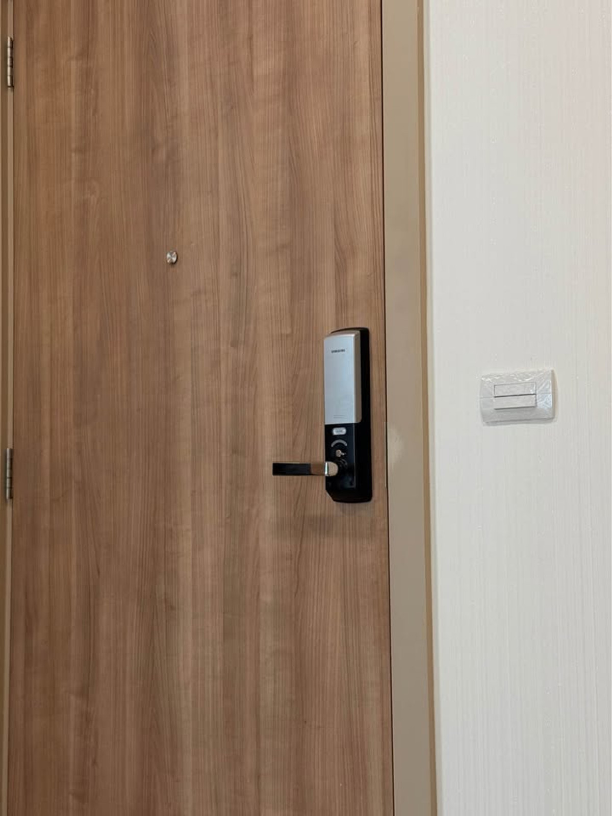 ให้เช่าคอนโดพระราม 9 เพชรบุรีตัดใหม่ RCA : ปล่อยเช่า Condolette Midst Rama 9