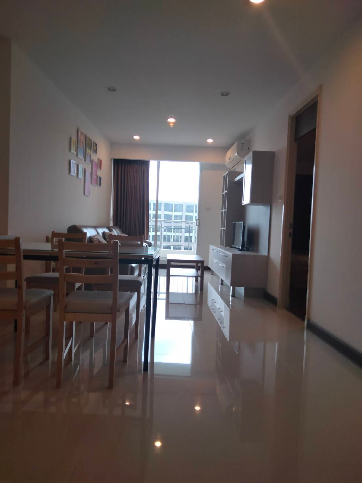 ให้เช่าคอนโดพระราม 3 สาธุประดิษฐ์ : ให้เช่า Supalai Prima Riva ห้องกว้าง 62 ตรม. แต่งครบพร้อมอยู่! ราคาดี