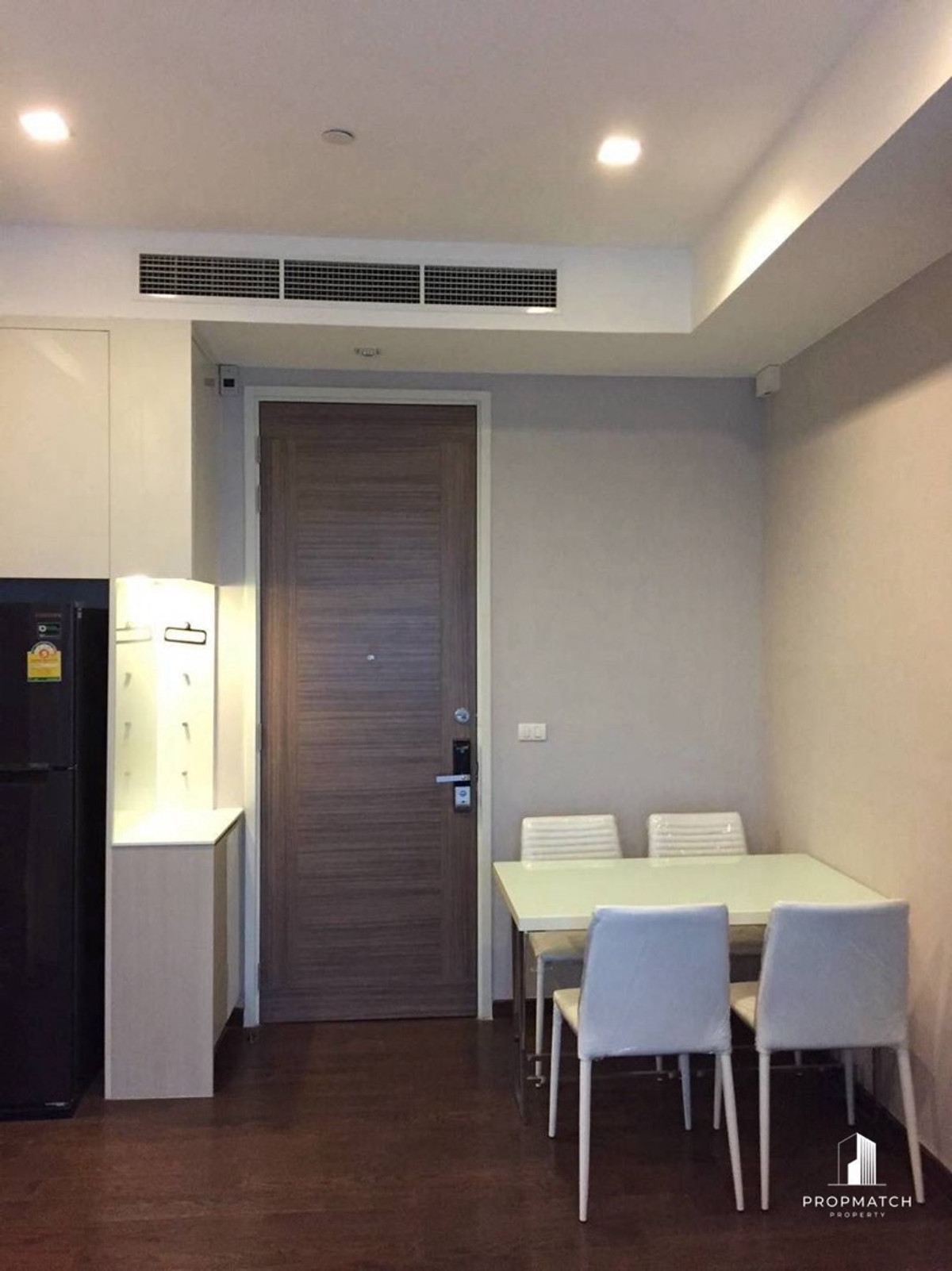 For SaleCondoRama9, Petchburi, RCA : Q Asoke (2bed1bath) 46sqm 8,500,000.-