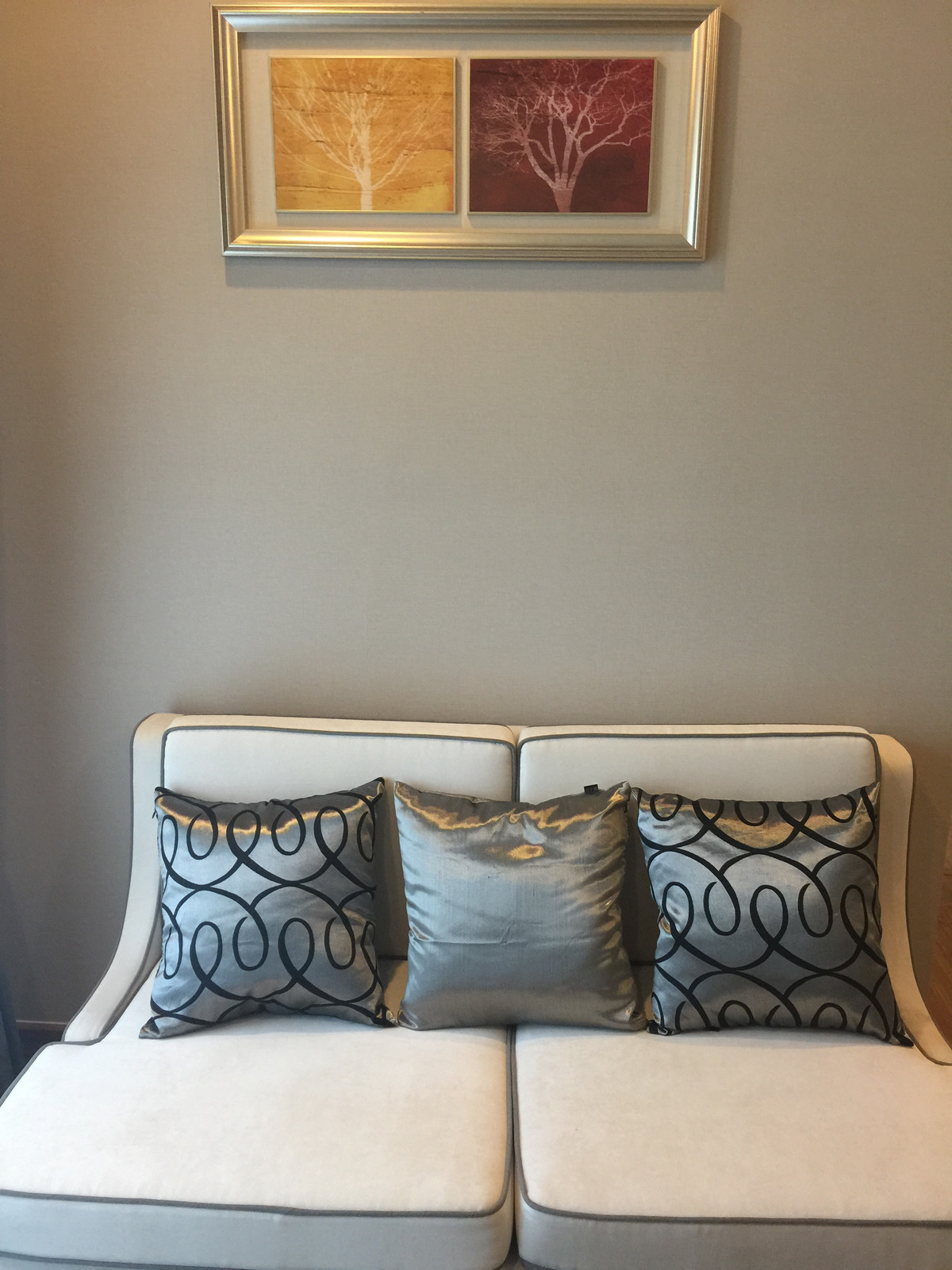 ให้เช่าคอนโดสยาม จุฬา สามย่าน : ให้เช่า! The Reserve Kasemsan 3 แต่งครบพร้อมลากกระเป๋าเข้าอยู่! 1 นอน 38 ตรม.ทำเลทองใจกลางสยาม-ปทุมวัน