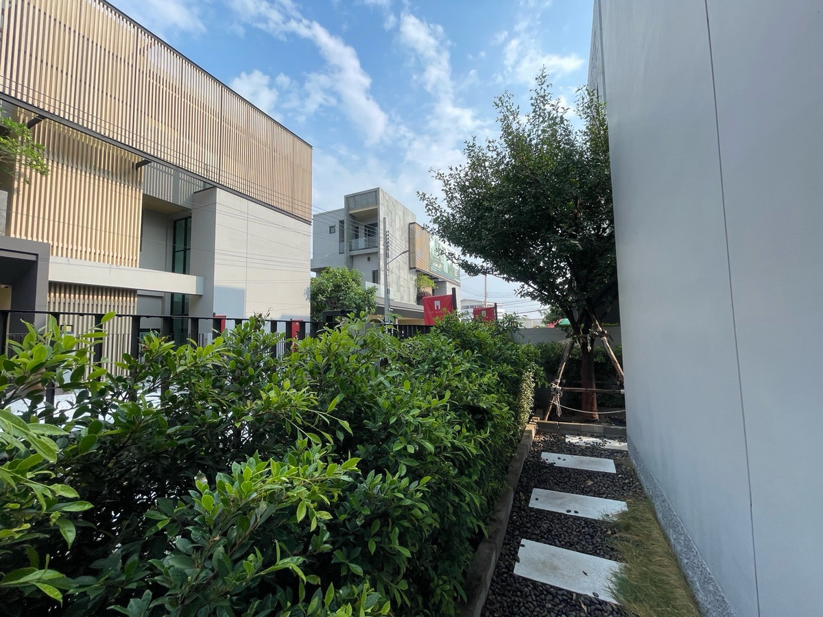 ให้เช่าบ้านนนทบุรี บางใหญ่ บางบัวทอง : ✨🕊️ ให้เช่า บ้านหรูหลังใหญ่ โครงการ The Master ราชพฤกษ์-สะพานเจษฎาบดินทร์ ใกล้ห้าง Central Westville เพียง 10 นาที Welcome pet friendly 🌳🐾