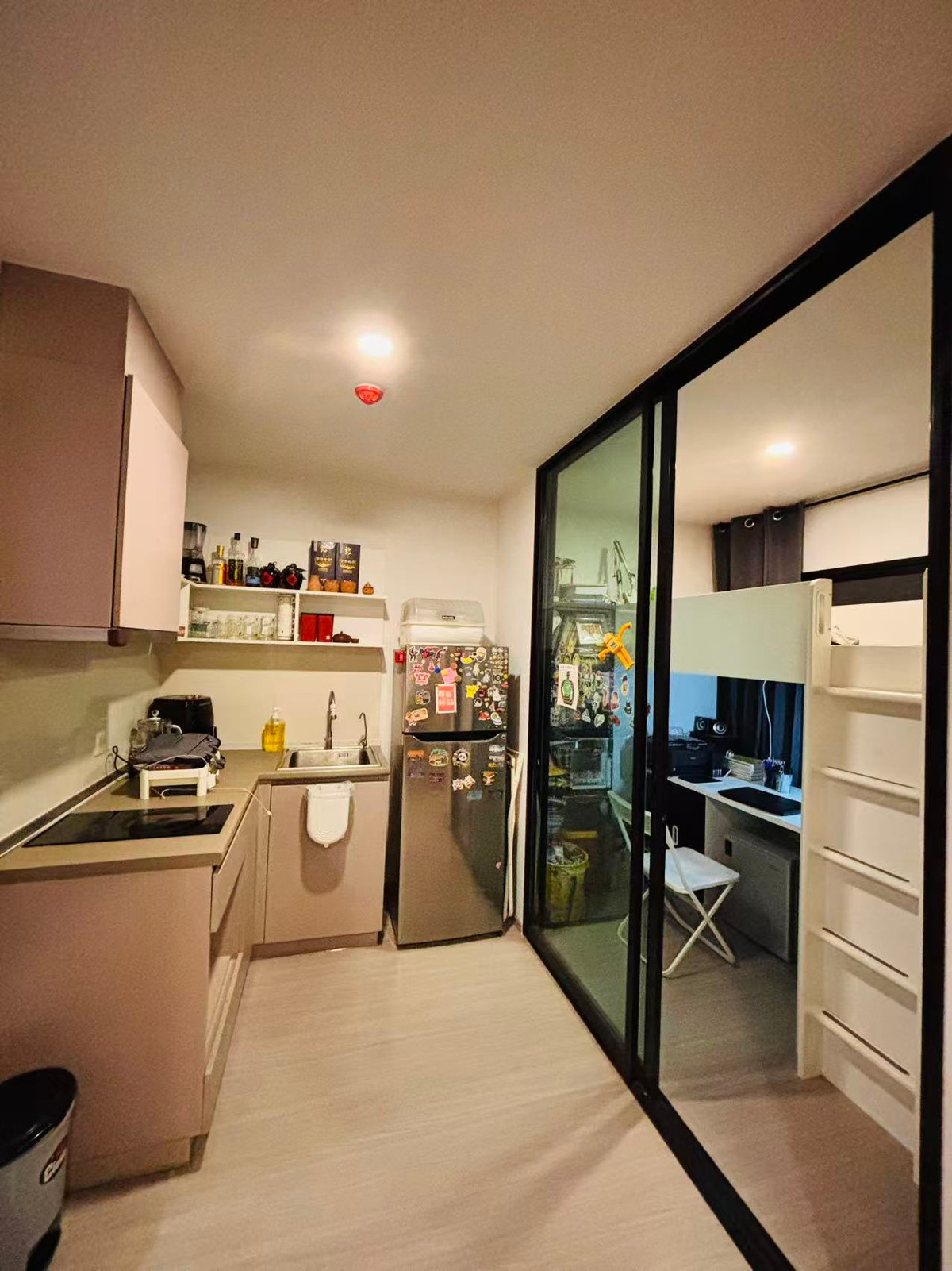 For SaleCondoRama9, Petchburi, RCA : Aspire Asoke-Ratchada | Prime Location Near Rama 9 35 sq.m. 3.2 Million THB (Negotiable)