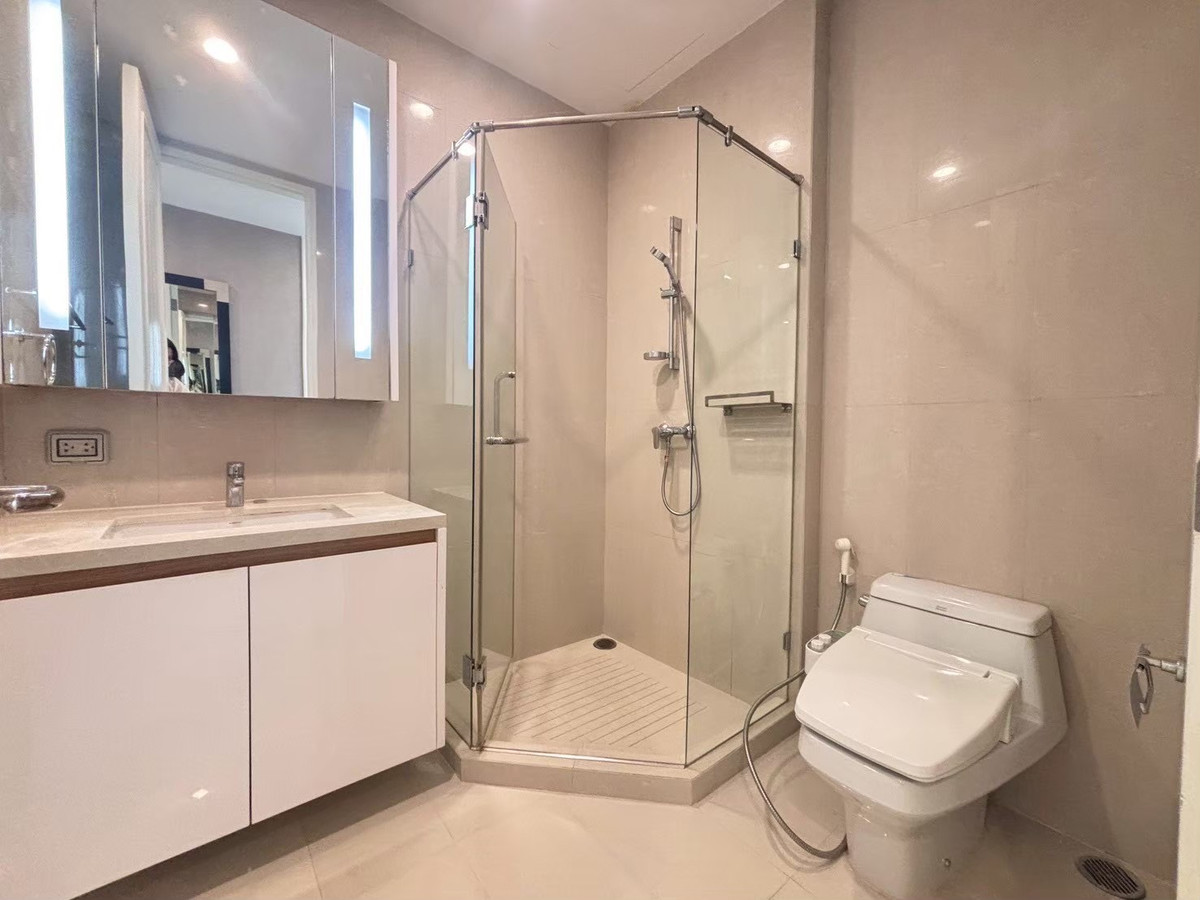 ให้เช่าคอนโดวิทยุ ชิดลม หลังสวน : ปล่อยเช่า! Q Langsuan ชั้นสูงวิวสวย 2นอน 2น้ำ เฟอร์ฯครบ ดีไซน์สวย พร้อมเข้าอยู่