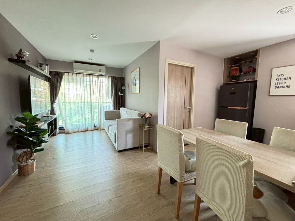 For RentCondoOnnut, Udomsuk : For Rent 🔥🔥 Large room, pool view, corner unit, private. Condo in a great location, near Lotus On Nut.