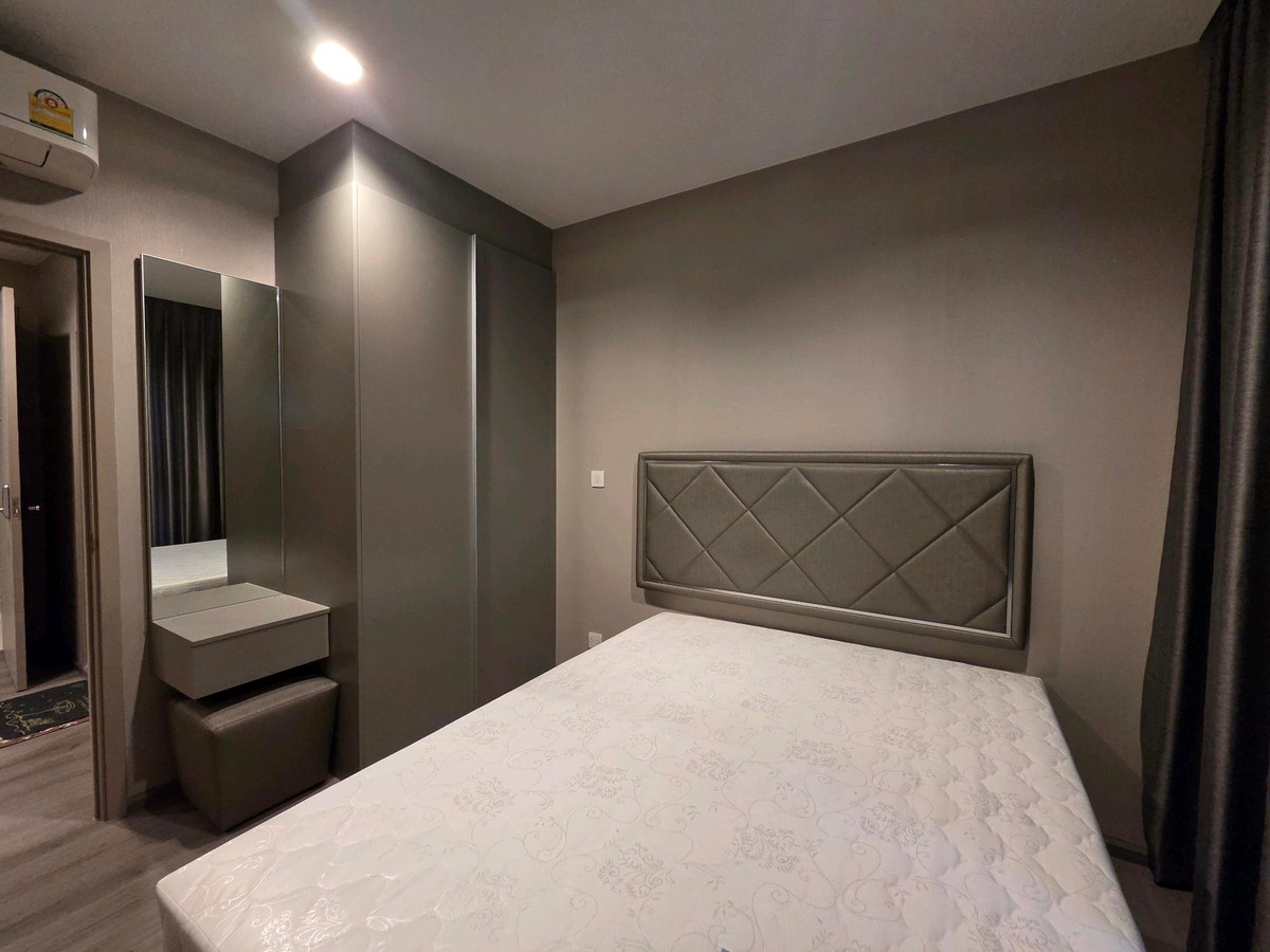 ให้เช่าคอนโดรัตนาธิเบศร์ สนามบินน้ำ พระนั่งเกล้า : ให้เช่า The politan rive ชั้น 45 ขนาด 52 ตรม. 2 ห้องนอน 2 ห้องน้ำ วิวแม่น้ำ เฟอร์นิเจอร์เครื่องใช้ไฟฟ้าครบพร้อมอยู่