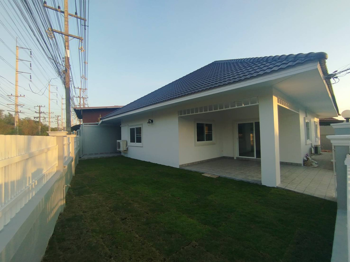 ขายบ้านพัทยา บางแสน ชลบุรี สัตหีบ : ขายบ้านเดี่ยว บางเสร่ 61 ตร.วา 3ห้องนอน 3ห้องน้ำ รีโนเวทแล้ว