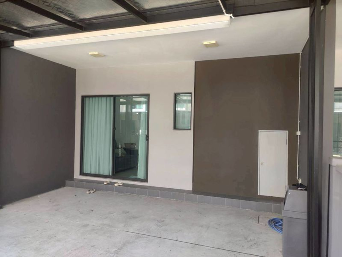 For SaleTownhomePathum Thani,Rangsit, Thammasat : ทาวน์โฮม 2 ชั้น Grand Pleno พหลโยธิน-วิภาวดี เนื้อที่ 20.1 ตารางวา 3 ห้องนอน ตำบลคลองหนึ่ง Khlong Luang District Pathum Thani Province