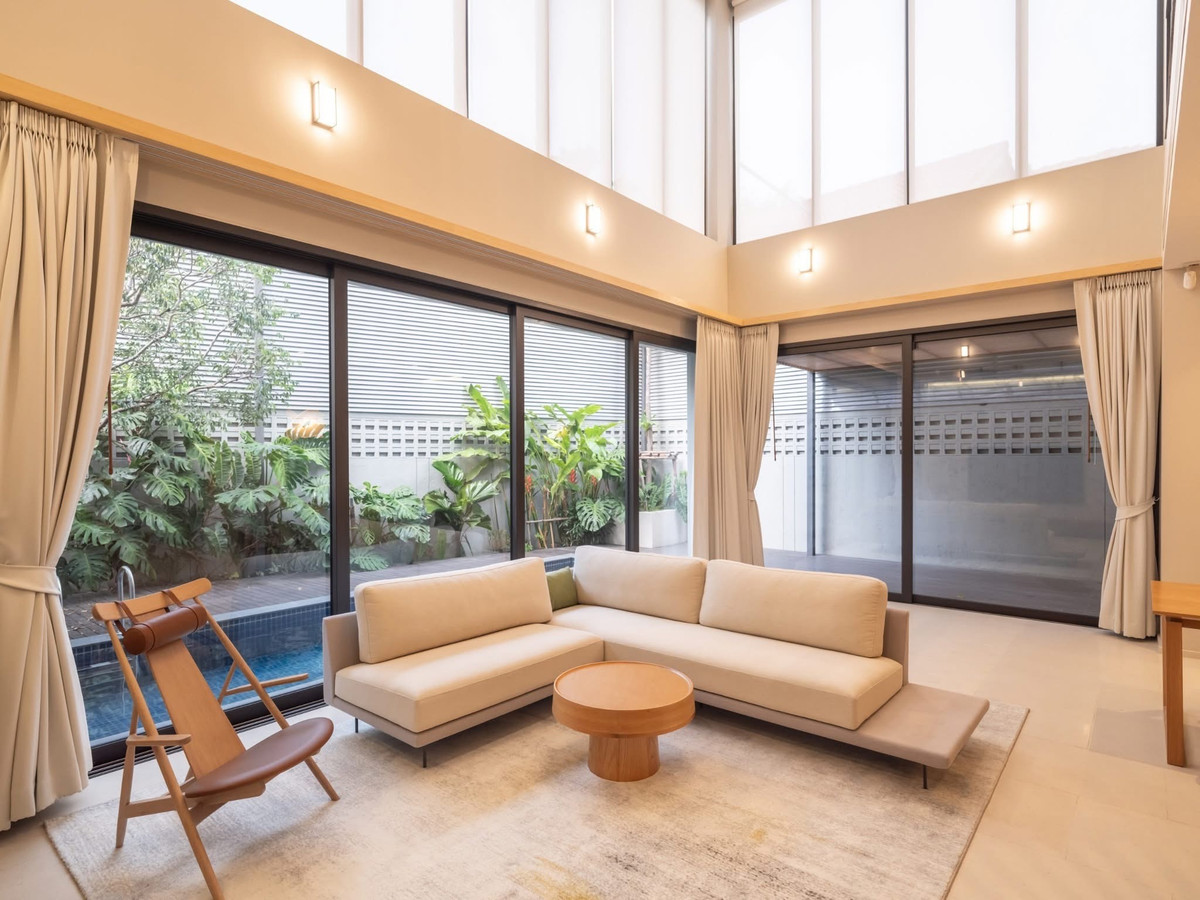 บ้านสะพานควาย จตุจักร : Ultra Luxury Home - Baan Baan Viphavadi 20 มีสระว่ายน้ำ,ลิฟต์โดยสาร, Solar Cell ส่วนตัว 5 ห้องนอน ใกล้ BTS