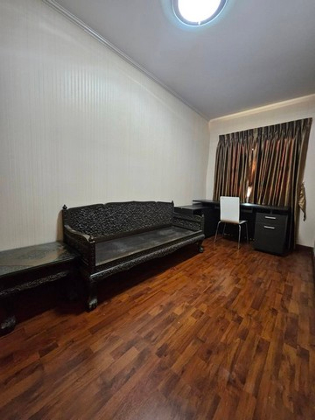 For RentHouseLadkrabang, Suwannaphum Airport : HR3293 Single house for rent, Supalai Suan Luang, next to the main road, Chaloem Phrakiat Rama 9, suitable for living or as a home office.