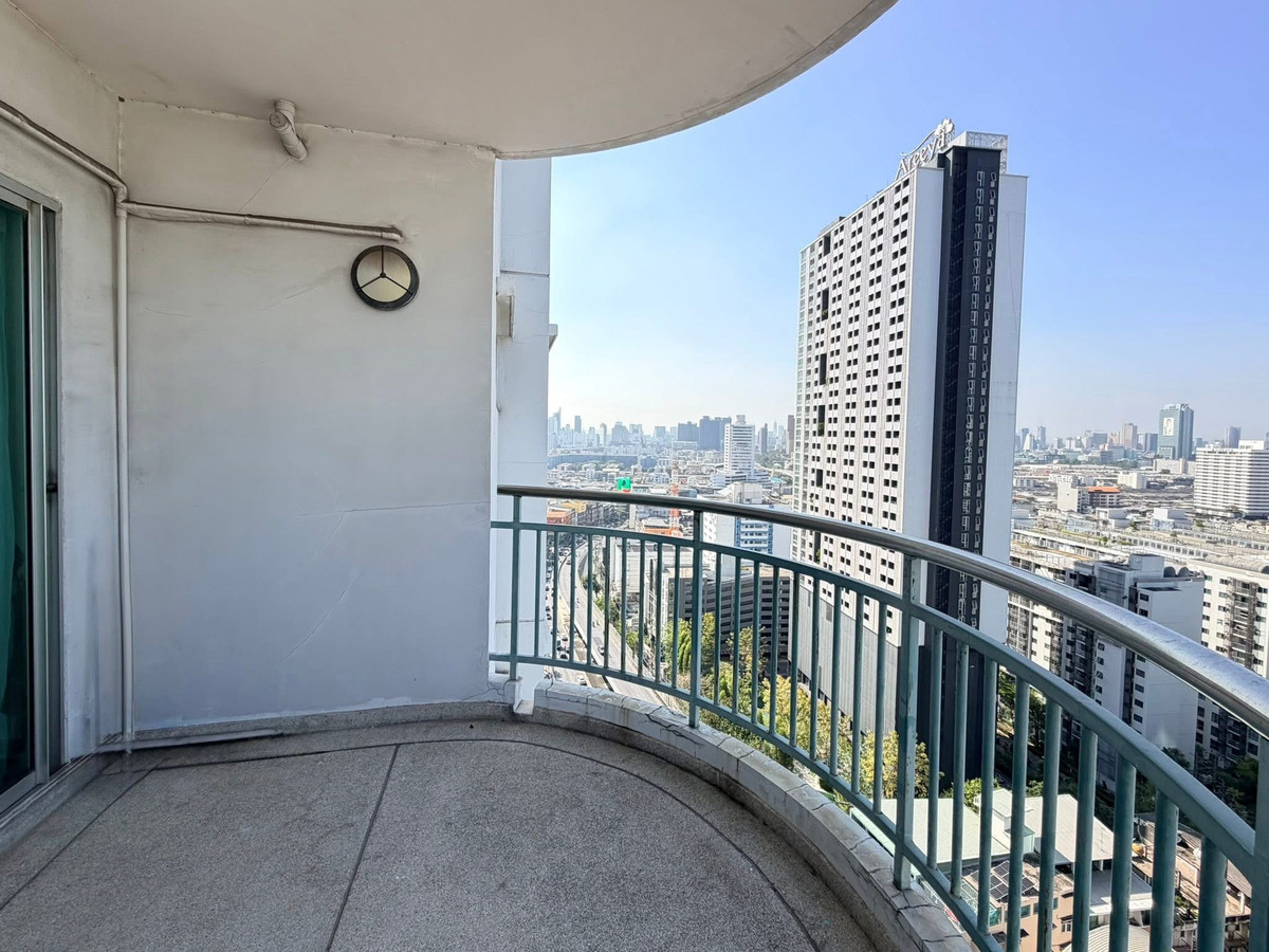 ให้เช่าคอนโดพระราม 9 เพชรบุรีตัดใหม่ RCA : คอนโดศุภาลัยปาร์คอโศกรัชดา 2ห้องนอน 1ห้องน้ำ 64 ตารางเมตร ชั้น 22 ครื่องใช้ไฟฟ้าครบ