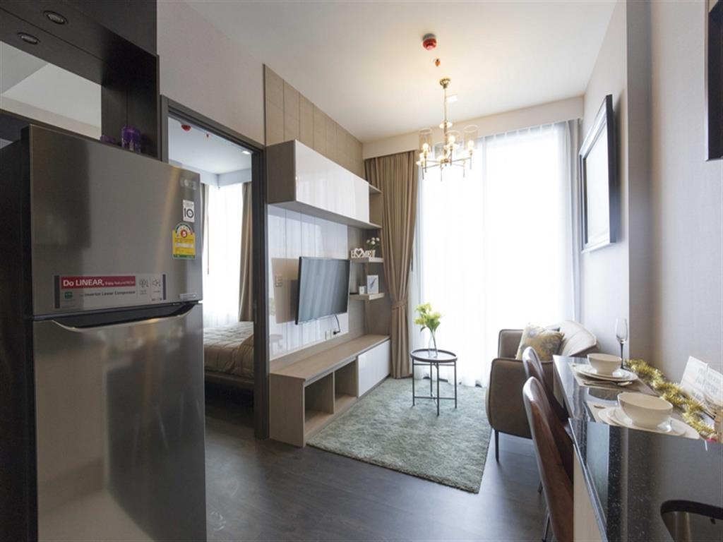 For SaleCondoSukhumvit, Asoke, Thonglor : 🔥Urgent Sale+🔥 Edge Sukhumvit 23, near BTS Asoke and MRT Sukhumvit stations. Fully furnished and ready to move in.