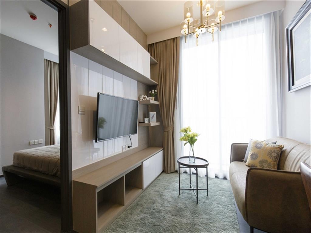 For SaleCondoSukhumvit, Asoke, Thonglor : 🔥Urgent Sale+🔥 Edge Sukhumvit 23, near BTS Asoke and MRT Sukhumvit stations. Fully furnished and ready to move in.