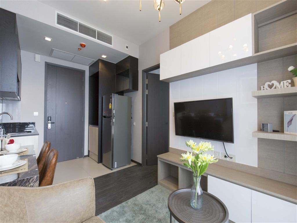 For SaleCondoSukhumvit, Asoke, Thonglor : 🔥Urgent Sale+🔥 Edge Sukhumvit 23, near BTS Asoke and MRT Sukhumvit stations. Fully furnished and ready to move in.