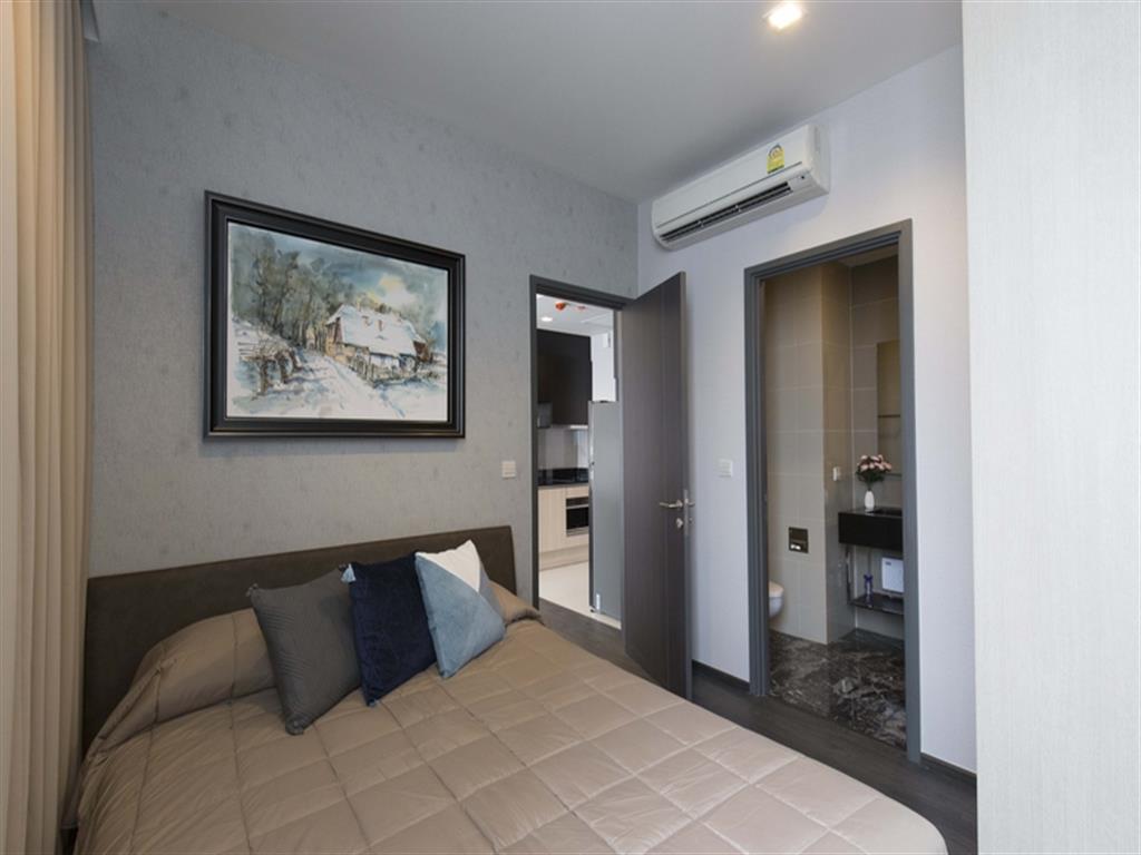 For SaleCondoSukhumvit, Asoke, Thonglor : 🔥Urgent Sale+🔥 Edge Sukhumvit 23, near BTS Asoke and MRT Sukhumvit stations. Fully furnished and ready to move in.