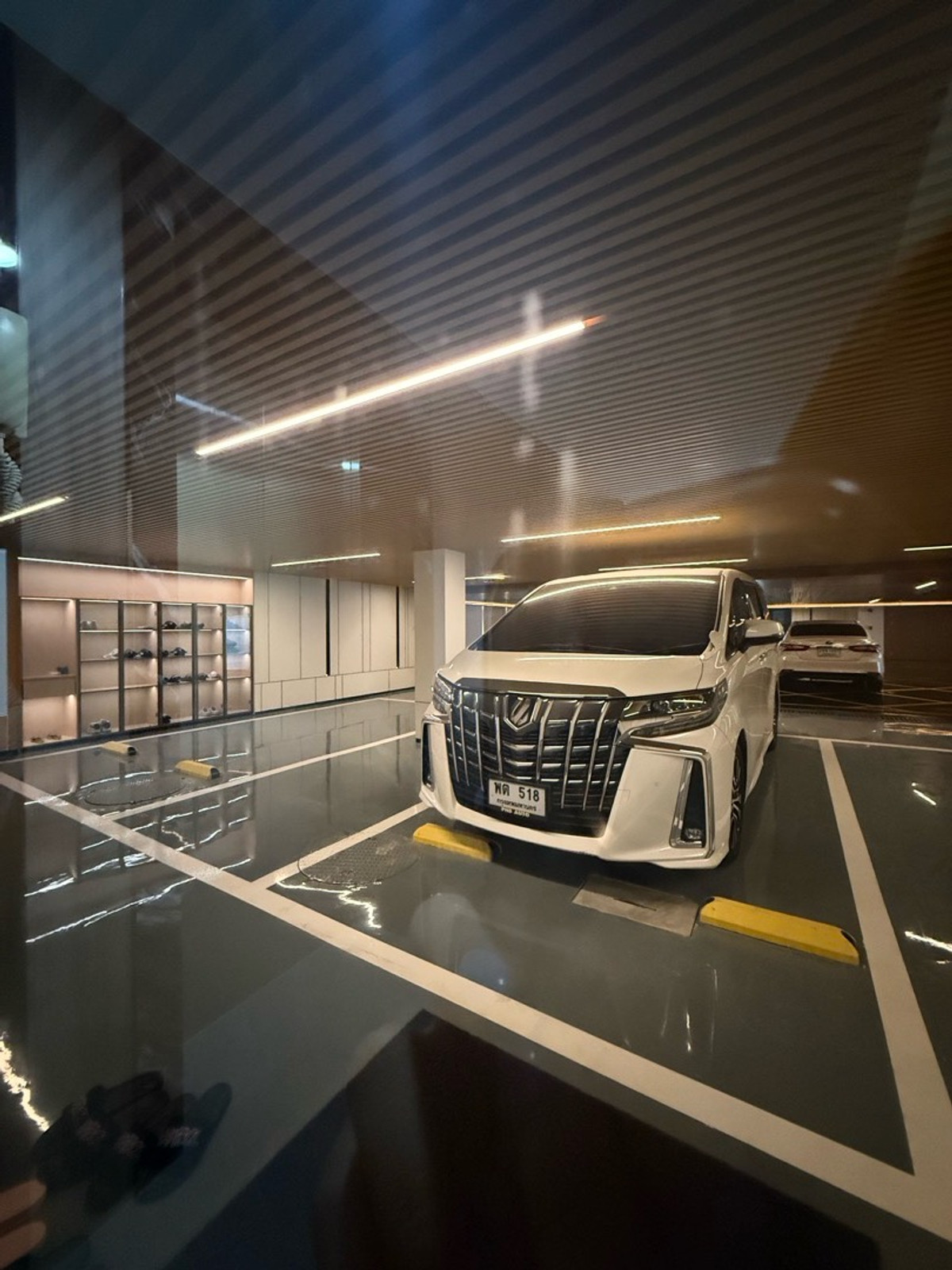 บ้านพระราม 9 เพชรบุรีตัดใหม่ RCA : ปล่อยเช่า-ขาย คฤหาสน์หรู โครงการ CULTURE 188 พระราม9-เพชรบุรีตัดใหม่ เฟอร์นิเจอร์ครบเข้าอยู่ได้เลย