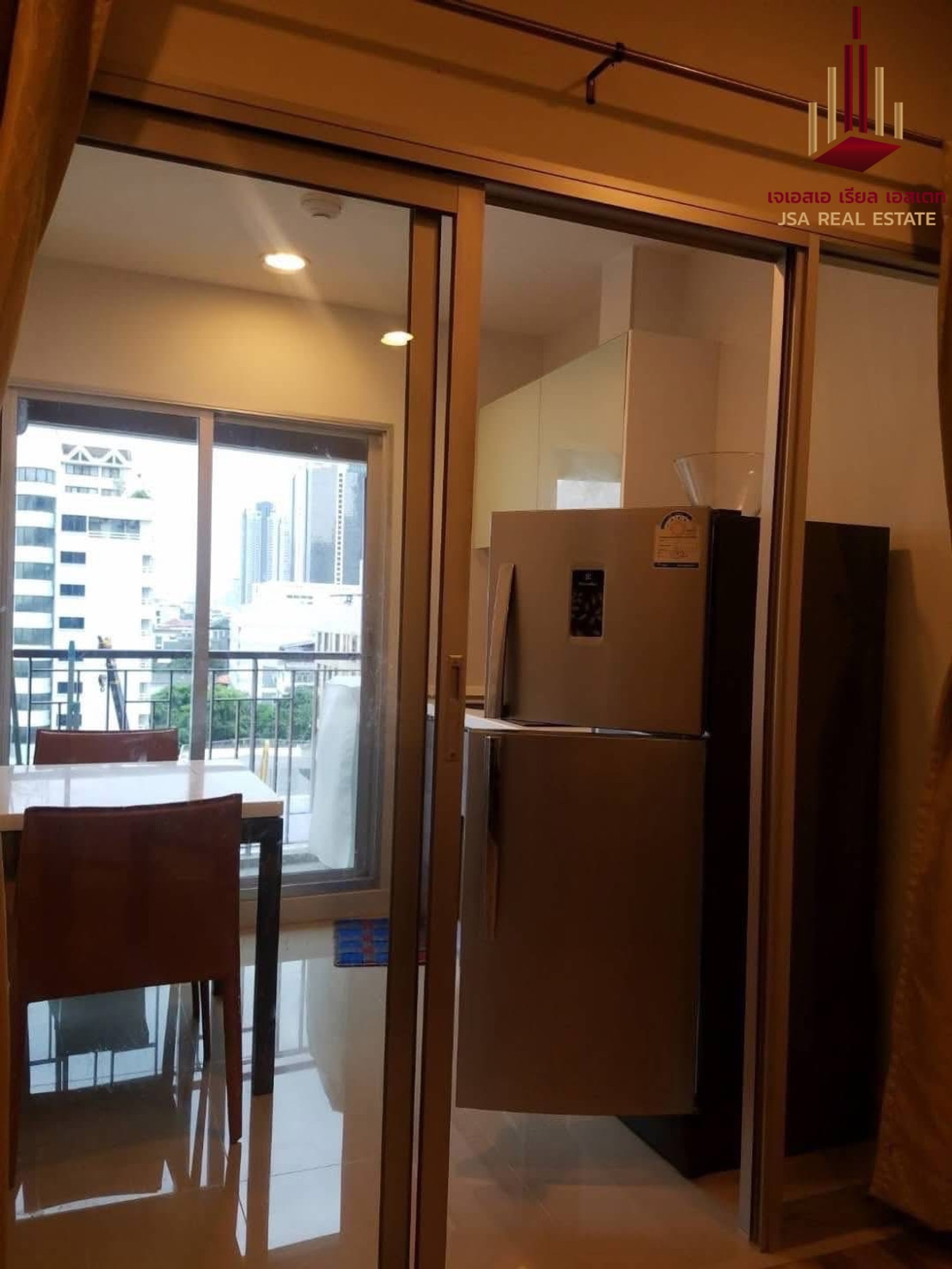 For RentCondoSathorn, Narathiwat : ✨ For Rent: Centric Sathorn - St.Louis Condo ✨ 💰 Only 20,000 THB/month
