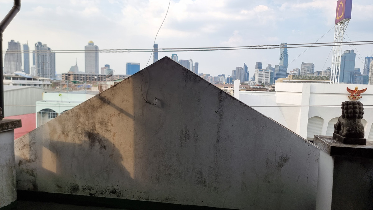 ขายอาคารพาณิชย์สาทร นราธิวาส : ขายด่วน ตึกแถว 4 ชั้น ทำเลสาทร – ถนนจันทน์ สะพาน 2 อาคารสภาพดี พร้อมเข้าอยู่ หรือทำธุรกิจได้ทันที