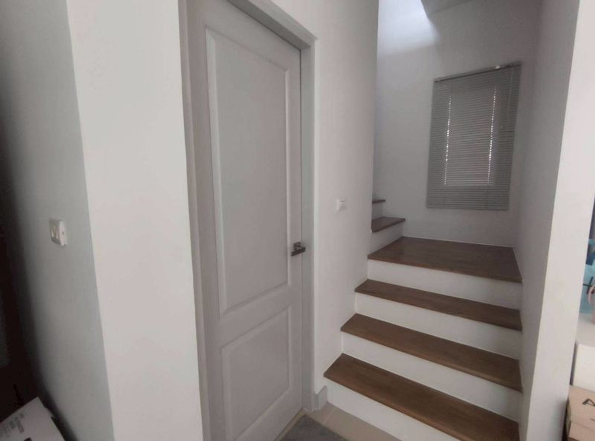 For SaleTownhomePathum Thani,Rangsit, Thammasat : ทาวน์โฮม 2 ชั้น Grand Pleno พหลโยธิน-วิภาวดี เนื้อที่ 20.1 ตารางวา 3 ห้องนอน ตำบลคลองหนึ่ง Khlong Luang District Pathum Thani Province