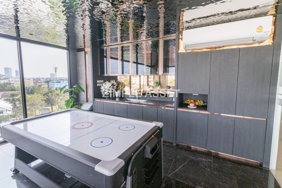 For SaleCondoOnnut, Udomsuk : Line ID: @zimple_asset 🌟 Brand-new unit for sale at ESQUE Sukhumvit 101/1 with furniture, starting from 24–25 sqm. Special price starting from 2.5x MB. Add Line now to receive exclusive discounts and special gifts! 🎉