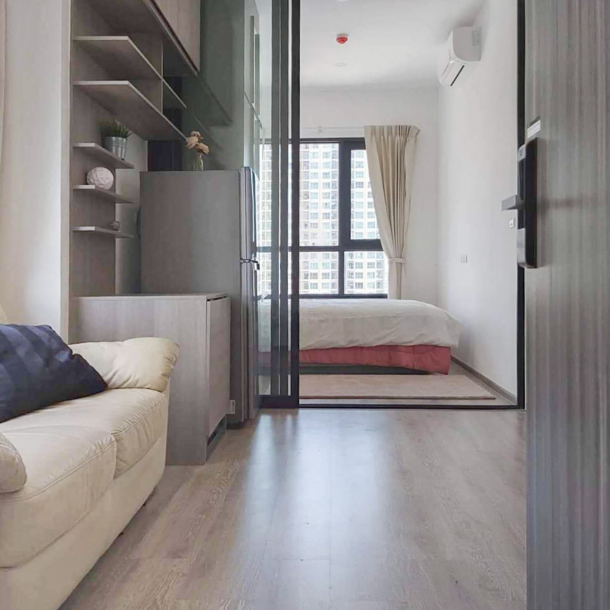 For SaleCondoOnnut, Udomsuk : Corner room, condo for sale, KnightsBridge Prime Onnut, 1 bedroom, 31.62 sq m, 36th floor, high view, near BTS On Nut, price 4.99 million baht.