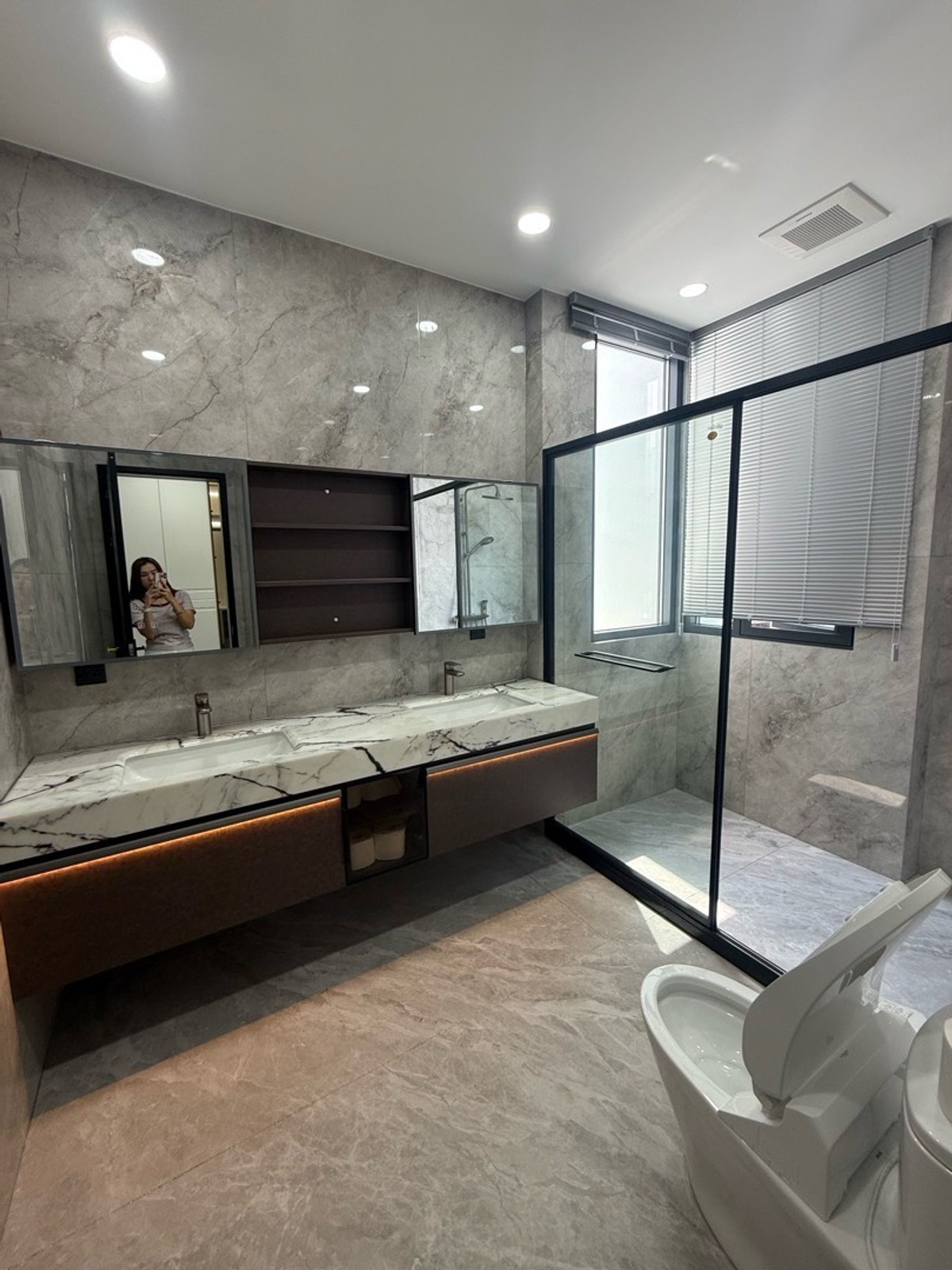 บ้านพระราม 9 เพชรบุรีตัดใหม่ RCA : ปล่อยเช่า-ขาย คฤหาสน์หรู โครงการ CULTURE 188 พระราม9-เพชรบุรีตัดใหม่ เฟอร์นิเจอร์ครบเข้าอยู่ได้เลย