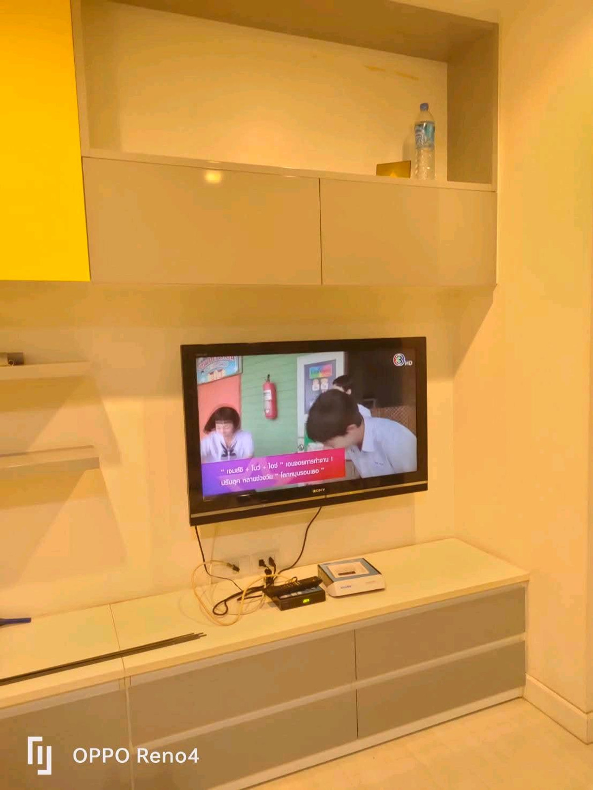 For RentCondoLadprao, Central Ladprao : 📍 Good location, convenient travel, near MRT Lat Phrao, only 750 meters, beautiful room, separate kitchen, ready to move in ✨