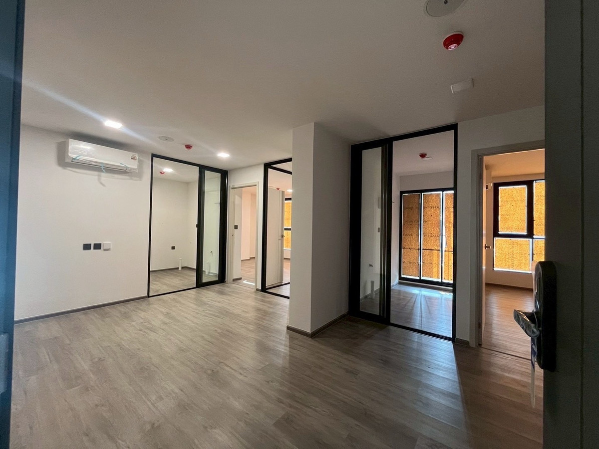 ขายคอนโดเกษตรศาสตร์ รัชโยธิน : ขาย Atmoz Palacio ลาดพร้าว-วังหิน 2นอน 3 น้ำ ห้องใหม่ Tel 098-9655699 