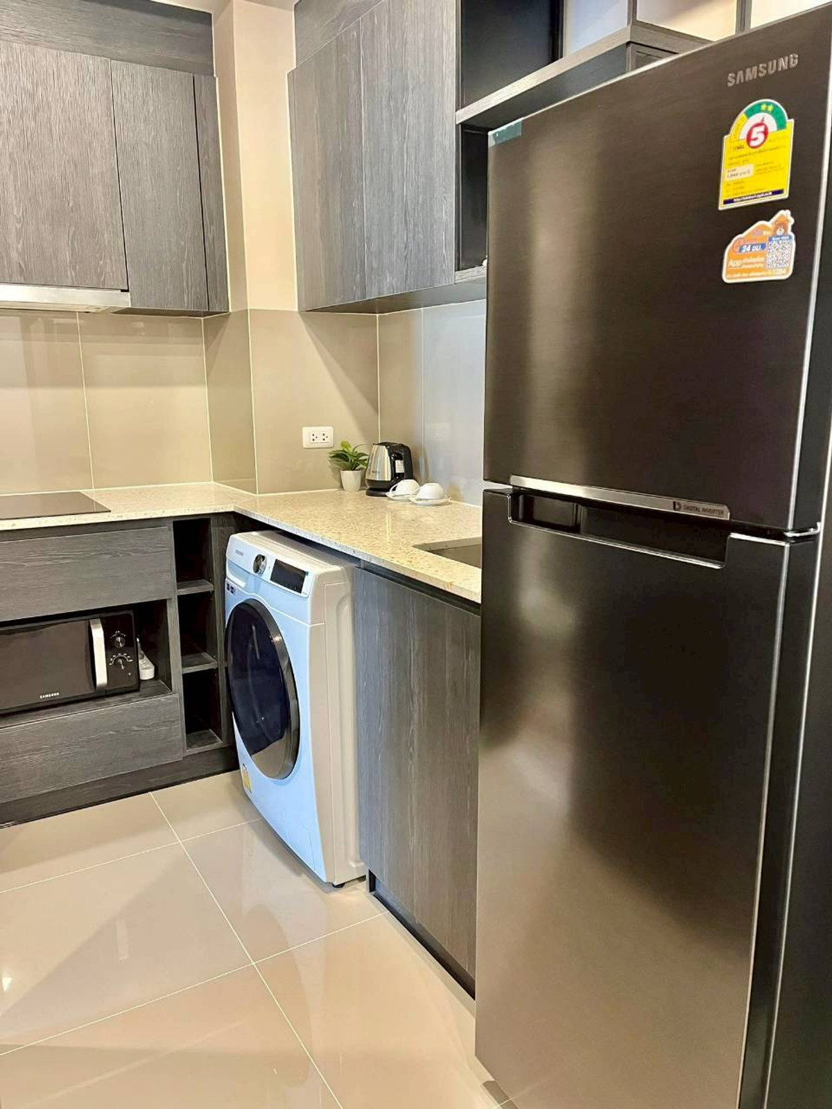 For RentCondoRatchadapisek, Huaikwang, Suttisan : ✅ XTHK137 ✅ Line : @p2nproperty