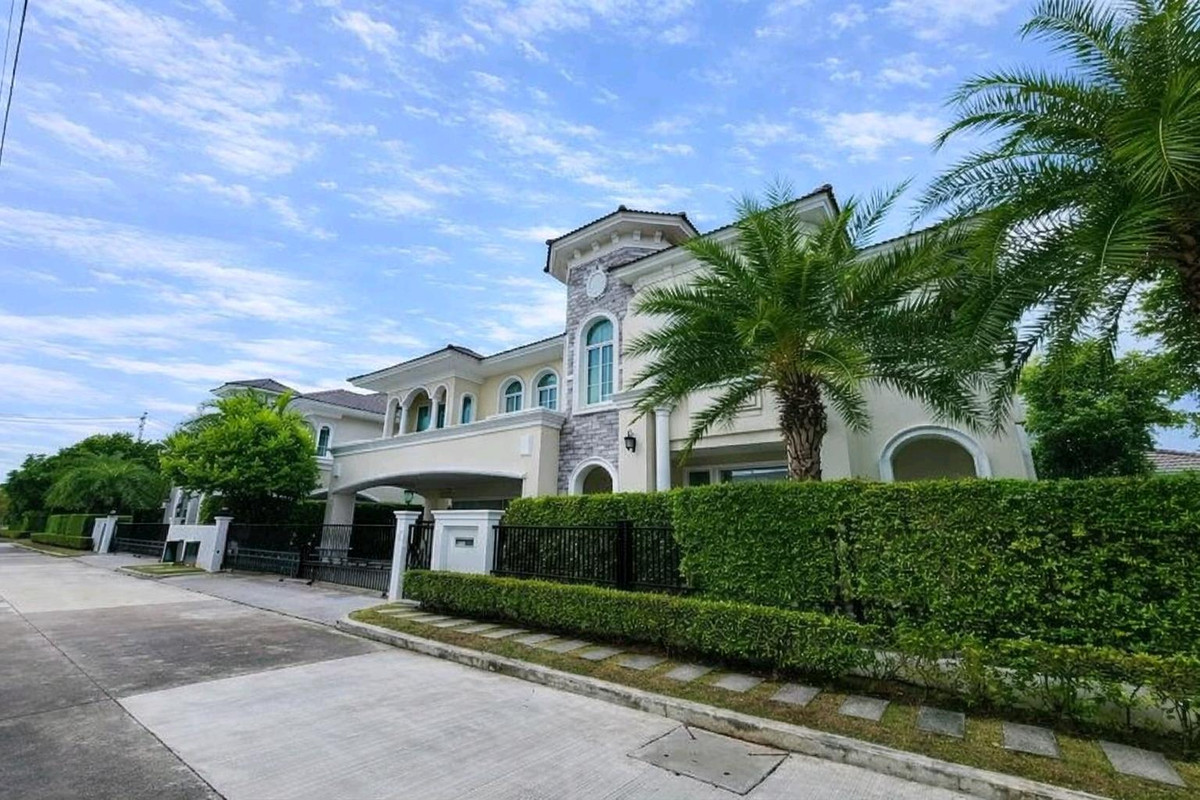 ขายบ้านลาดกระบัง สุวรรณภูมิ : ขาย บ้านหรู ย่านบางนา ใกล้ Mega Bangna Best Deal ❤️