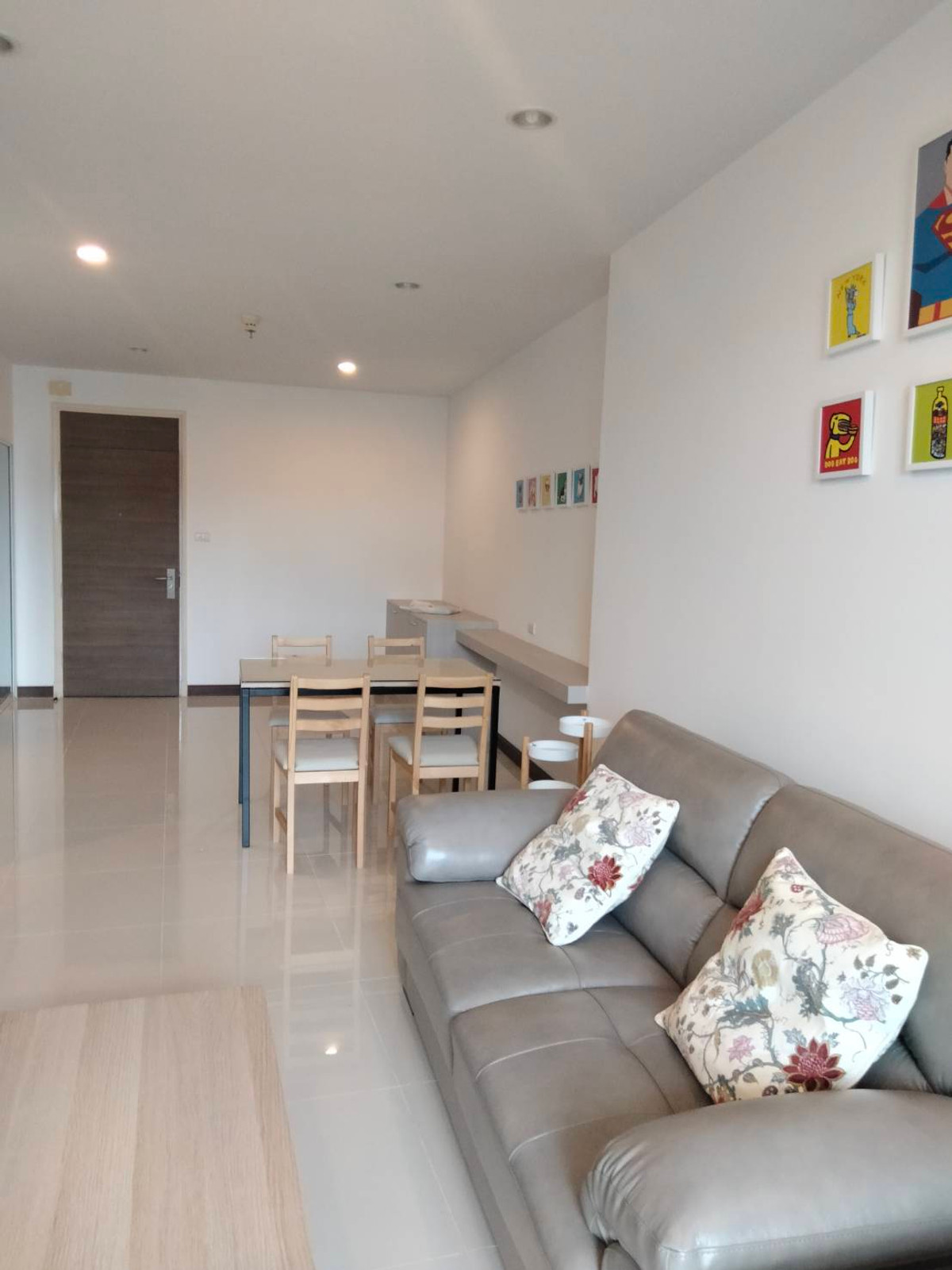 ให้เช่าคอนโดพระราม 3 สาธุประดิษฐ์ : ให้เช่า Supalai Prima Riva ห้องกว้าง 62 ตรม. แต่งครบพร้อมอยู่! ราคาดี