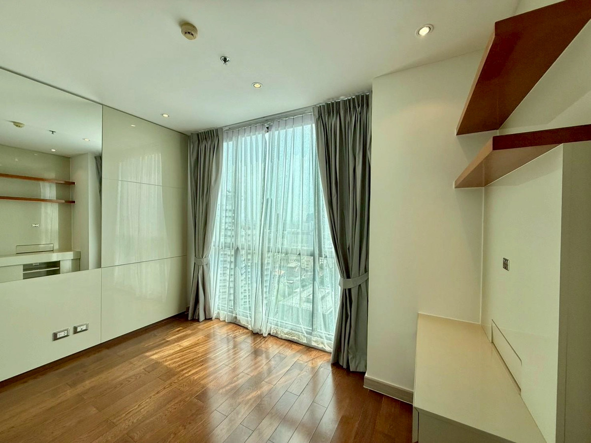 ให้เช่าคอนโดสุขุมวิท อโศก ทองหล่อ : LTH14671 – Condo for Rent | The Address Sukhumvit 28 | 70.22 sqm | 2 Bedrooms 2 Bathrooms | Luxury High Floor City View Residence | Near BTS Phrom Phong | 52,000 THB/Month | คอนโดให้เช่า The Address สุขุมวิท 28 ขนาด 70.22 ตร.ม. 2 ห้องนอน 2 ห้องน้ำ ห้องหรู