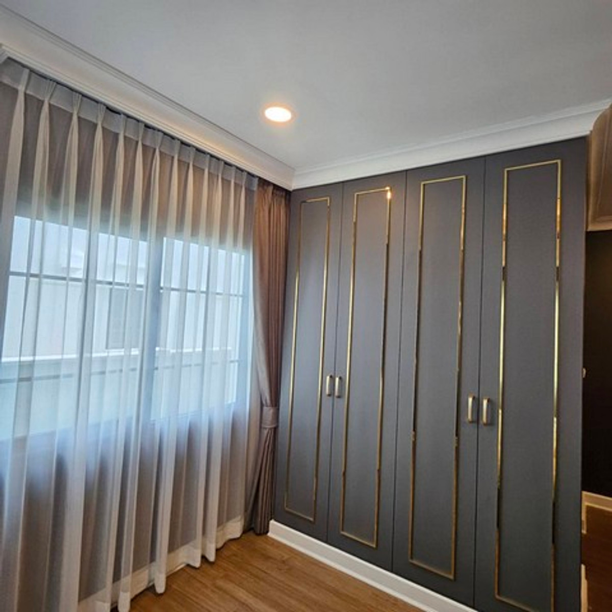 ให้เช่าบ้านบางนา แบริ่ง ลาซาล : HR3294หิ้วกระเป๋าเข้าอยู่ได้เลย! Centro Bangna บ้านเดี่ยว 300 ตร.ม. ฟรี WIFI + ดูแลสวน + กำจัดปลวกตลอดสัญญา