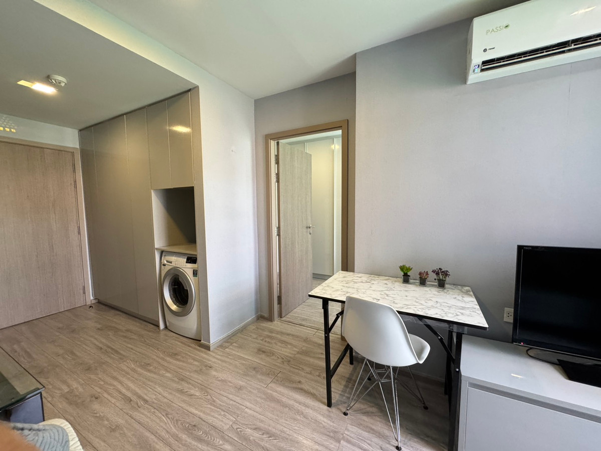 For RentCondoRatchathewi,Phayathai : Urgent for rent!! Ready to move in on March 30, 2026. Pet Friendly. Can raise dogs and cats. 🐶🐕✨Maestro 14 Siam-Ratchathewi