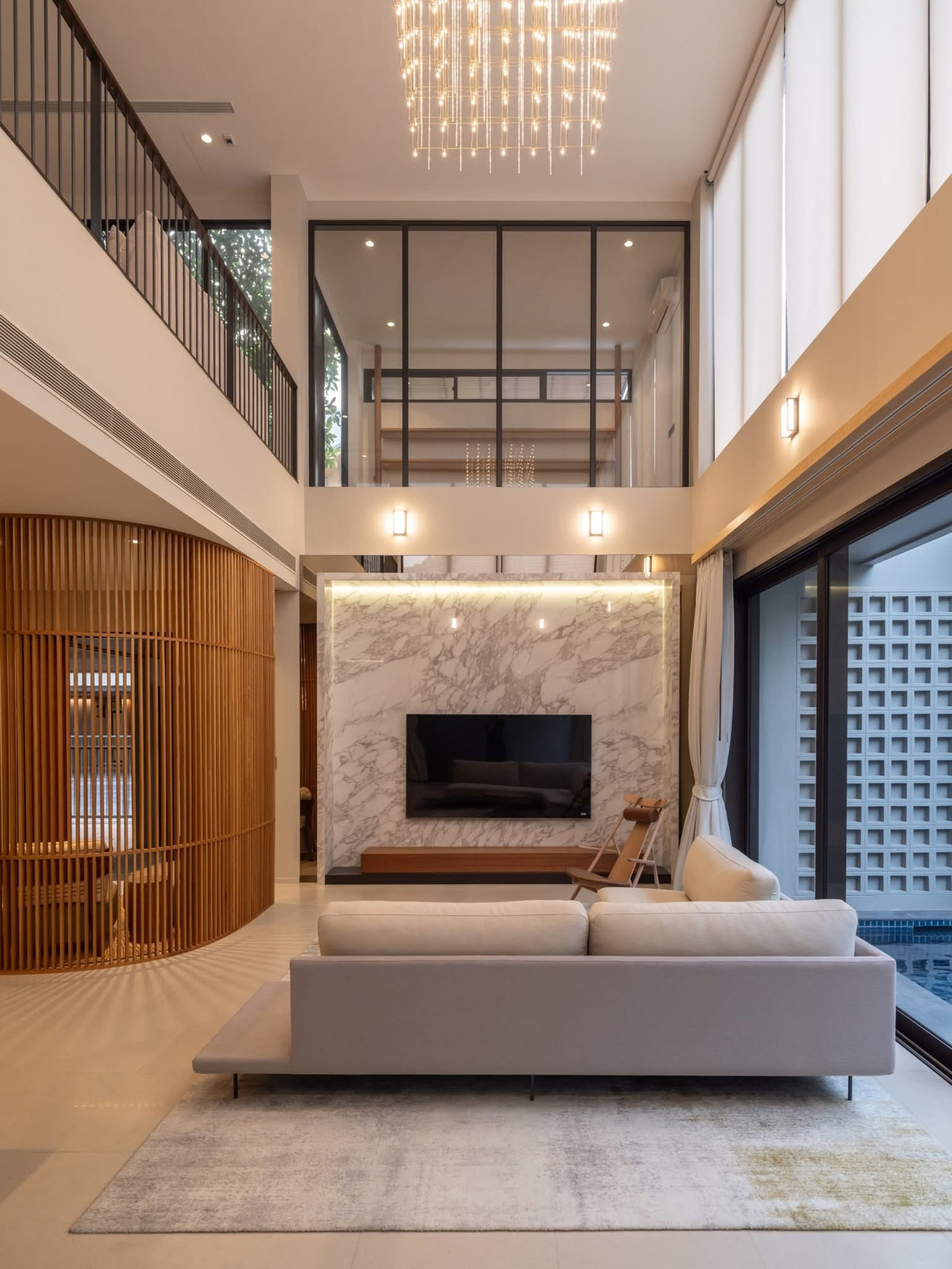 บ้านสะพานควาย จตุจักร : Ultra Luxury Home - Baan Baan Viphavadi 20 มีสระว่ายน้ำ,ลิฟต์โดยสาร, Solar Cell ส่วนตัว 5 ห้องนอน ใกล้ BTS