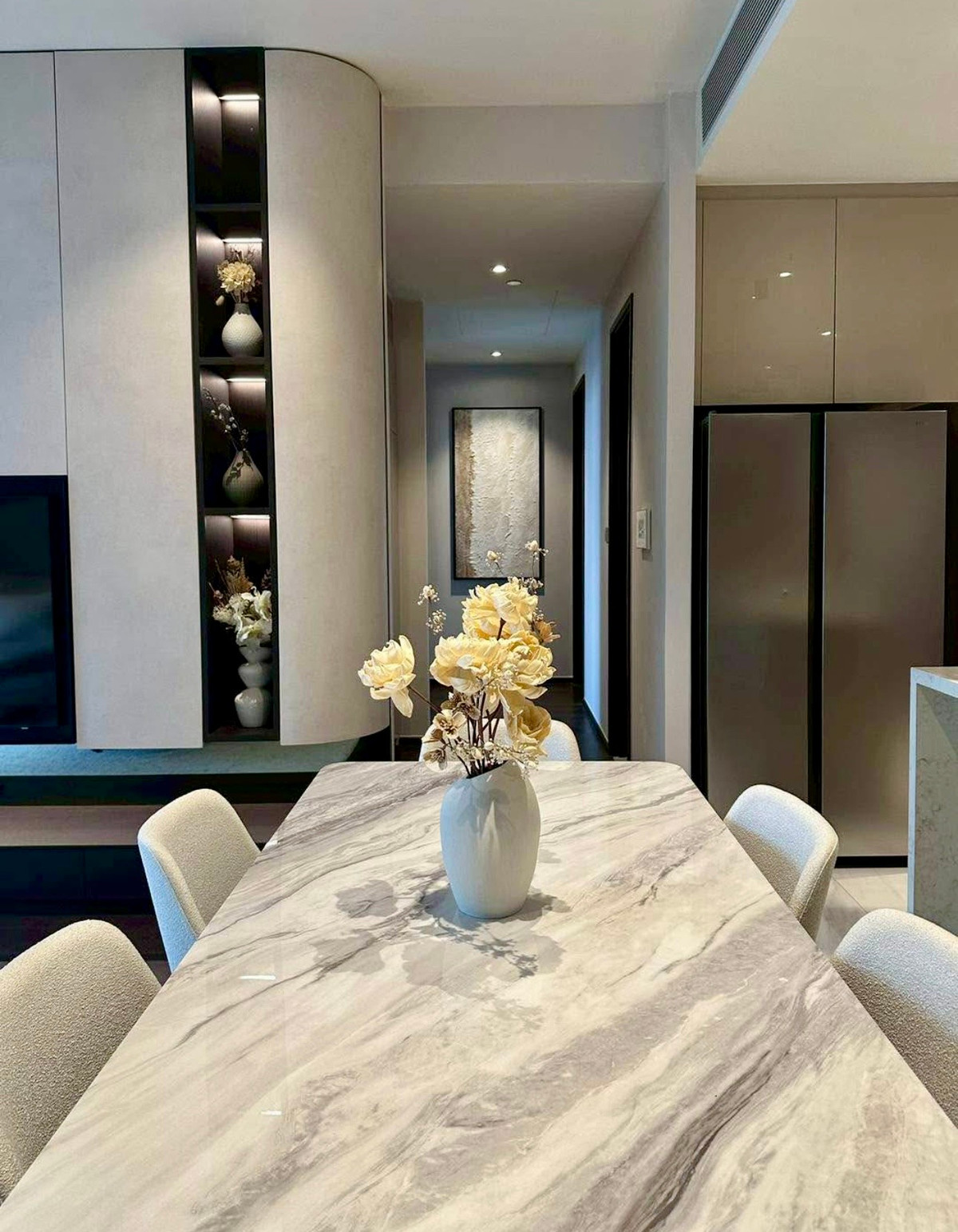 For RentCondoSukhumvit, Asoke, Thonglor : Condo Laviq Sukhumvit 57 near BTS Thonglor 3 bedroom 3 bathroom 115 sqm Ready to move in