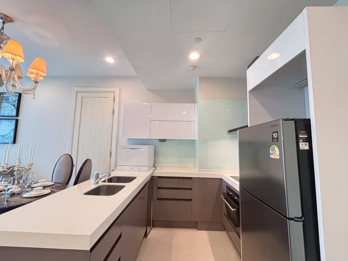 ให้เช่าคอนโดวิทยุ ชิดลม หลังสวน : ปล่อยเช่า! Q Langsuan ชั้นสูงวิวสวย 2นอน 2น้ำ เฟอร์ฯครบ ดีไซน์สวย พร้อมเข้าอยู่