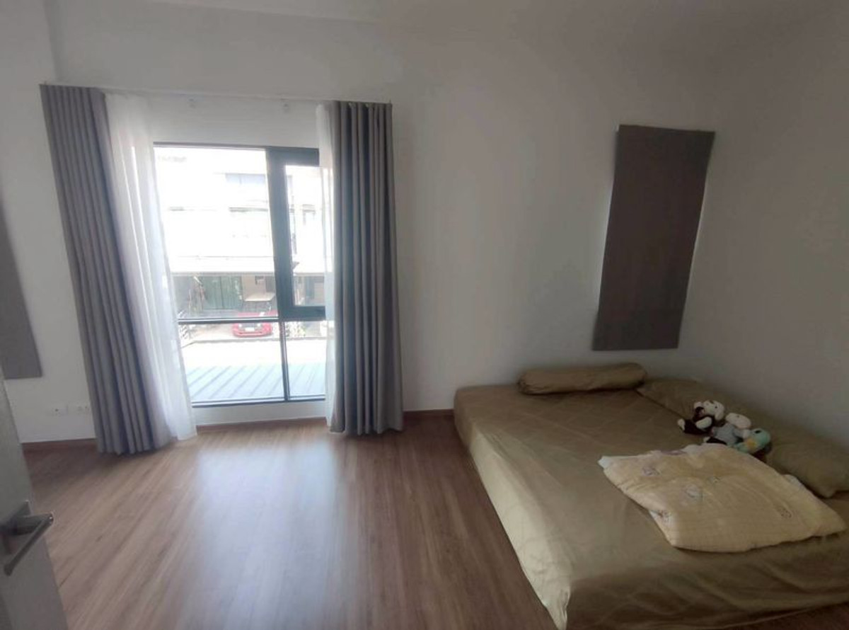 For SaleTownhomePathum Thani,Rangsit, Thammasat : ทาวน์โฮม 2 ชั้น Grand Pleno พหลโยธิน-วิภาวดี เนื้อที่ 20.1 ตารางวา 3 ห้องนอน ตำบลคลองหนึ่ง Khlong Luang District Pathum Thani Province