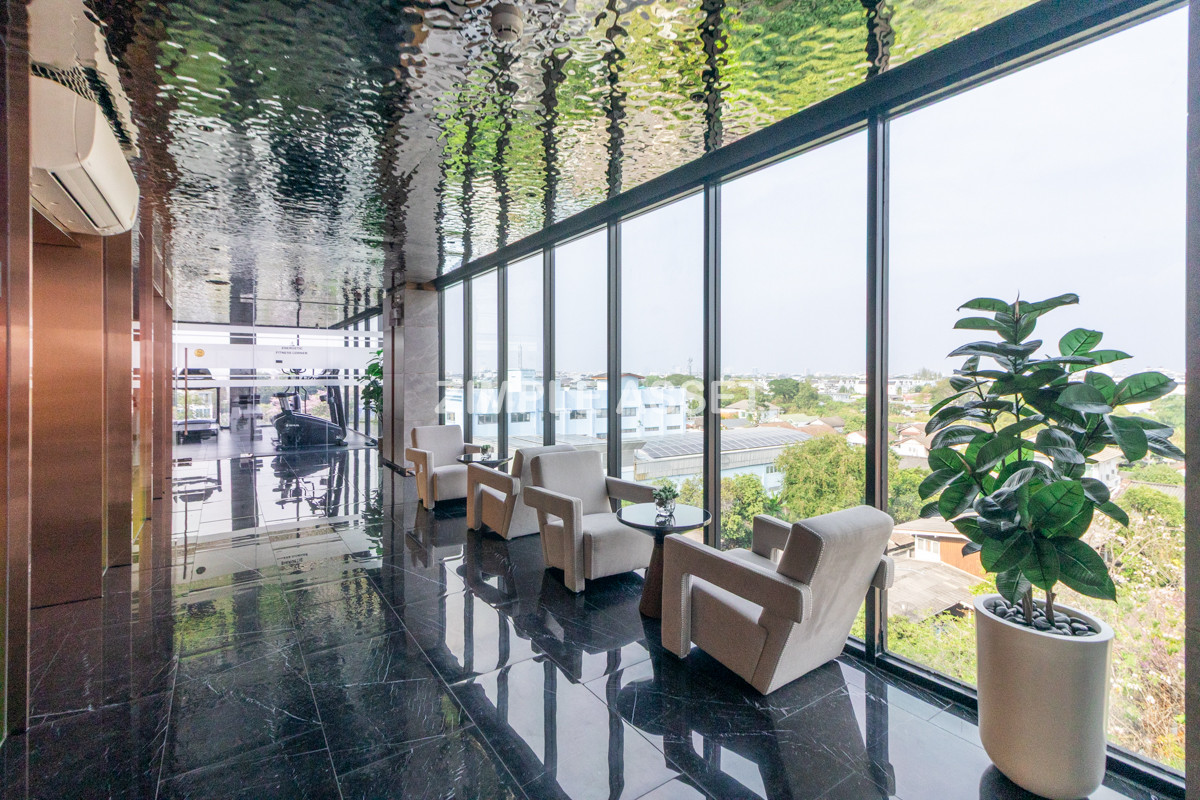 For SaleCondoOnnut, Udomsuk : Line ID: @zimple_asset 🌟 Brand-new unit for sale at ESQUE Sukhumvit 101/1 with furniture, starting from 24–25 sqm. Special price starting from 2.5x MB. Add Line now to receive exclusive discounts and special gifts! 🎉