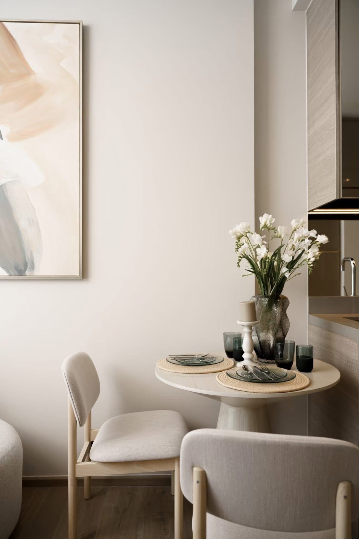 ให้เช่าคอนโดลาดพร้าว เซ็นทรัลลาดพร้าว : ให้เช่า ✨ The Crest Park Residences ✨ เฟอร์นิเจอร์ และ เครื่องใช้ไฟฟ้าครบ ใกล้ MRT พหลโยธิน