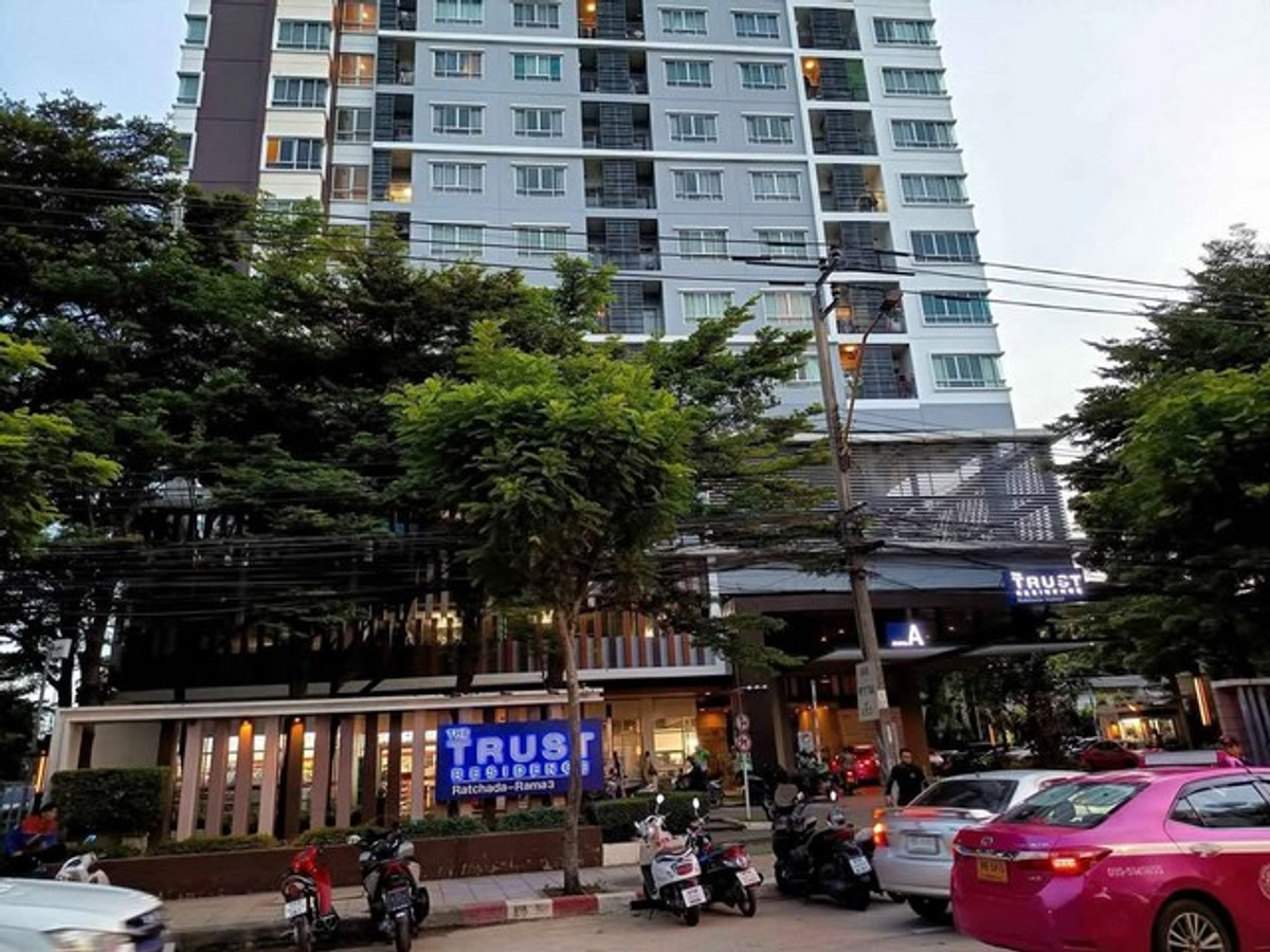 ให้เช่าอาคารพาณิชย์พระราม 3 สาธุประดิษฐ์ : HR3297ให้เช่าตึกแถวทำเลทอง พระราม 3 ตรงข้าม Central พระราม 3 ติดถนนนนทรี ใกล้คอนโด The Trust Residence ทำเลค้าขายที่เห็นชัดที่สุดในย่าน